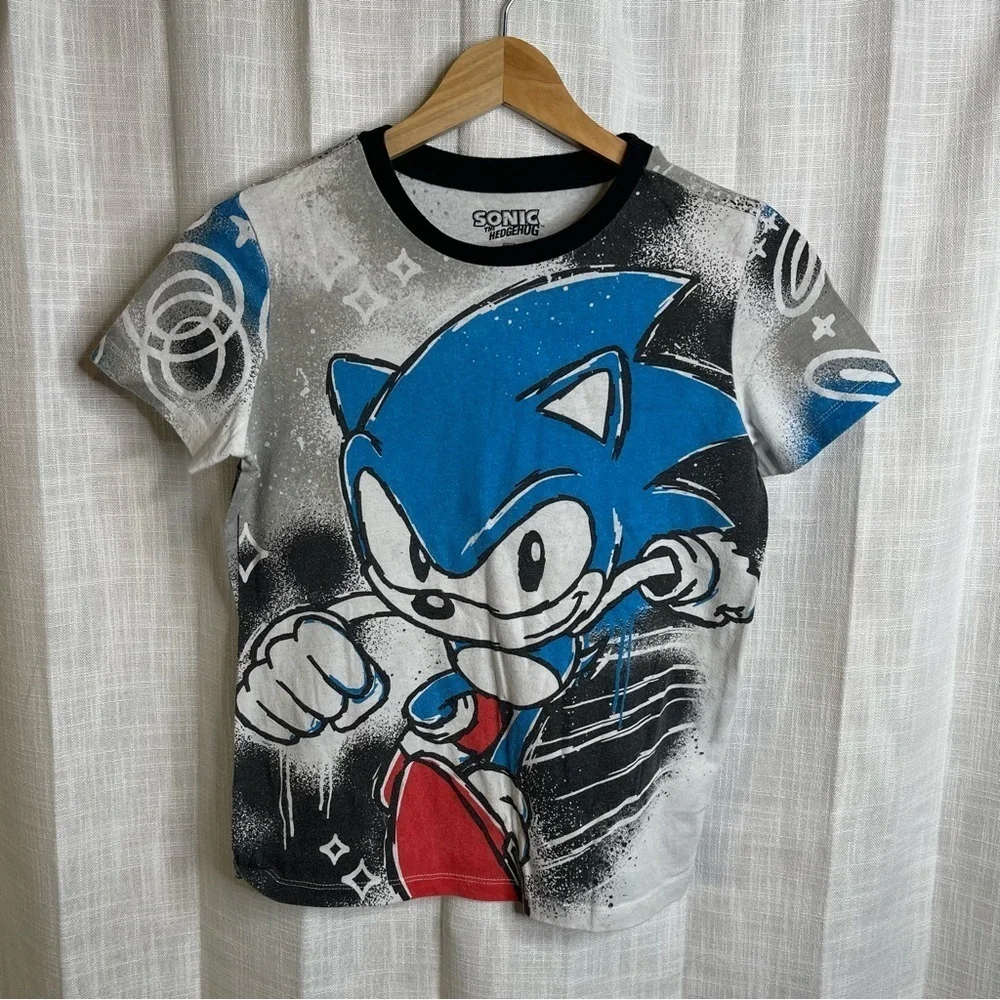 Sonic the Hedgehog Graphic T-Shirts 4 piece Bundle Size 10